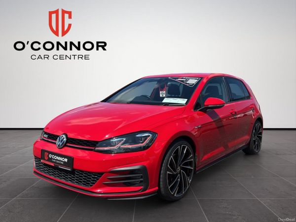 Volkswagen Golf Hatchback, Petrol, 2018, Red