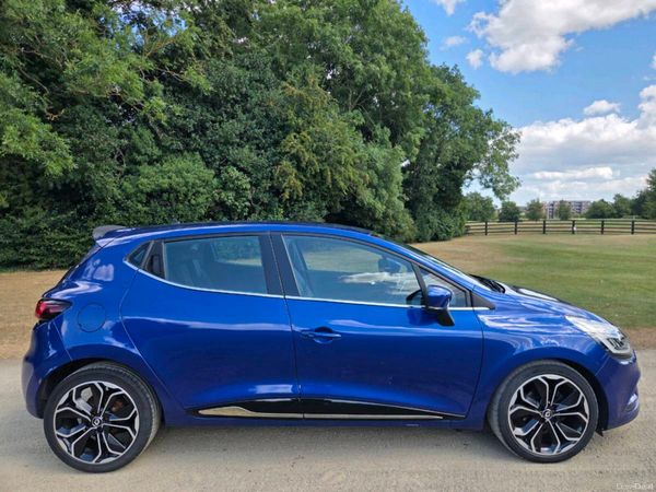 Renault Clio Hatchback, Diesel, 2017, Blue