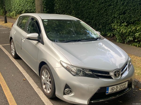 Toyota Auris MPV, Petrol, 2015, Silver