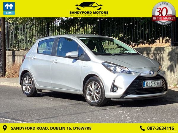 Toyota Yaris MPV, Petrol Hybrid, 2018, Grey