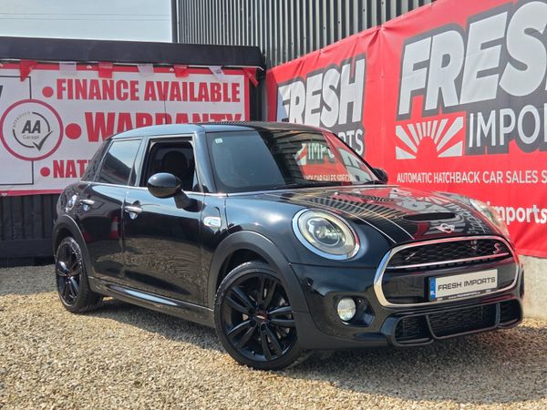 Mini Cooper Hatchback, Petrol, 2017, Black