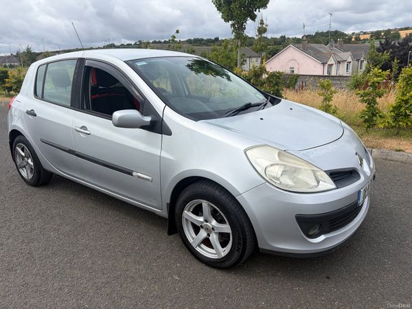 Renault Clio Hatchback, Petrol, 2008, Silver