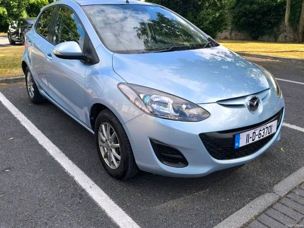 Mazda Demio MPV, Petrol, 2011, Blue