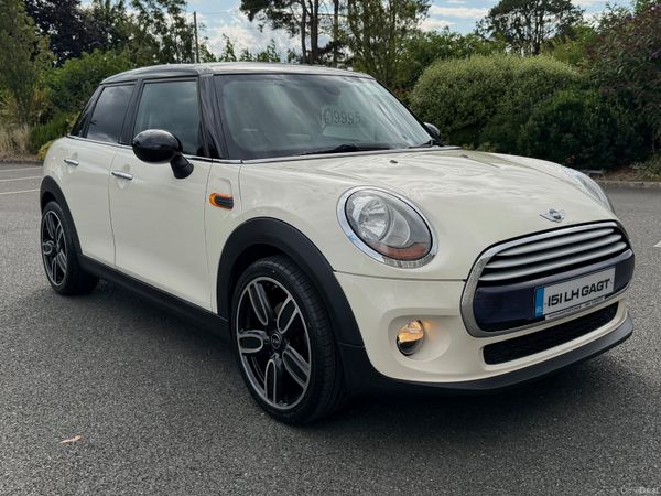 Mini Cooper Hatchback, Petrol, 2015, White