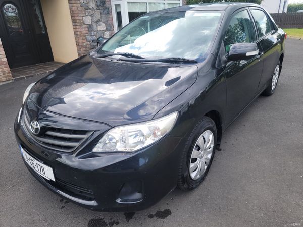 Toyota Corolla Saloon, Petrol, 2011, Black