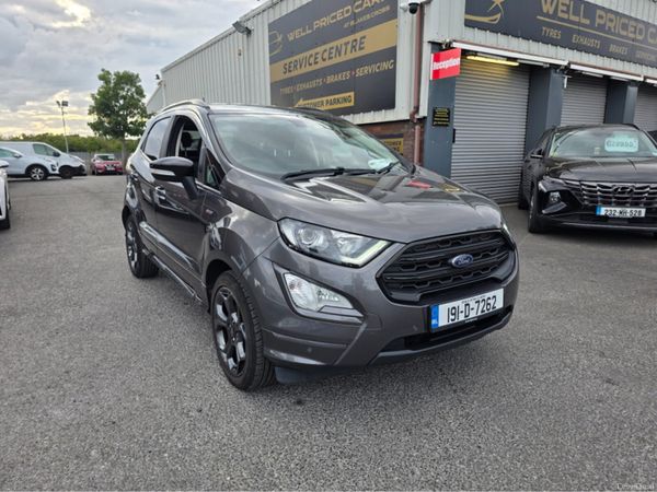 Ford EcoSport Hatchback, Petrol, 2019, Grey