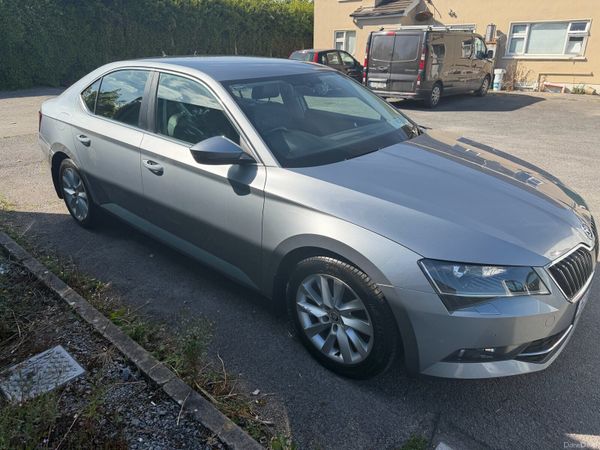 Skoda Superb Saloon, Diesel, 2016, Grey