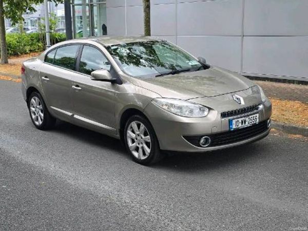 Renault Fluence Saloon, Diesel, 2010, Gold