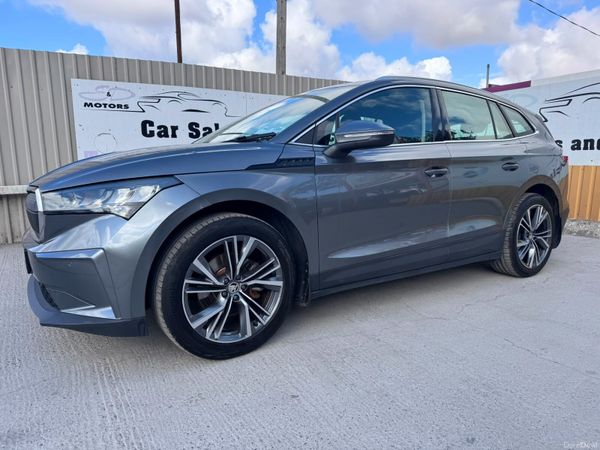 Skoda Enyaq Estate/Jeep, Electric, 2023, Grey