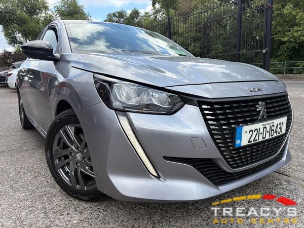 Peugeot 208 Hatchback, Diesel, 2022, Grey