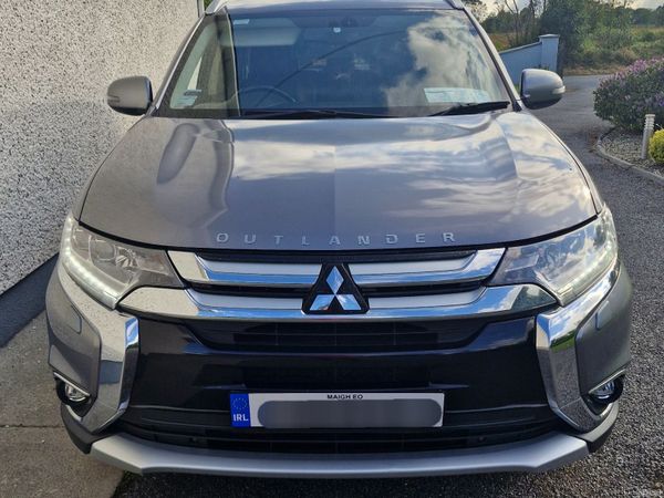 Mitsubishi Outlander SUV, Diesel, 2019, Grey