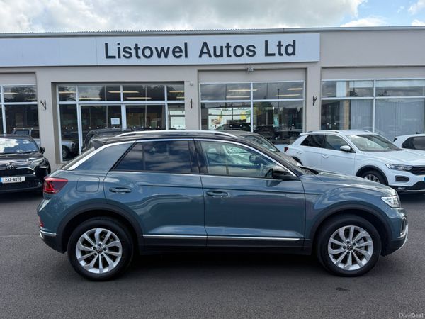 Volkswagen T-Roc SUV, Diesel, 2023, Green
