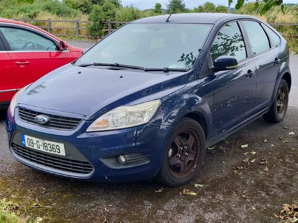Ford Focus Hatchback, Petrol, 2009, Blue
