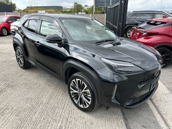 Toyota Yaris Cross Hatchback, Petrol Hybrid, 2021, Black