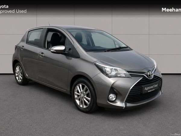 Toyota Yaris Hatchback, Petrol, 2016, Bronze