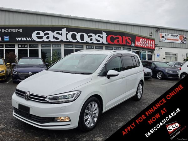 Volkswagen Touran MPV, Petrol, 2017, White