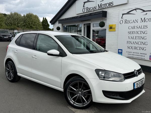 Volkswagen Polo Hatchback, Petrol, 2013, White