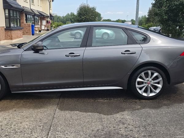Jaguar XF Saloon, Diesel, 2017, Grey