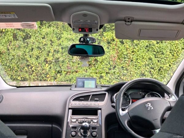 Peugeot 5008 MPV, Diesel, 2017, Silver