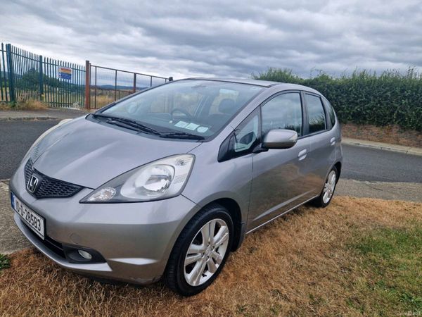 Honda Jazz Hatchback, Petrol, 2010, Grey