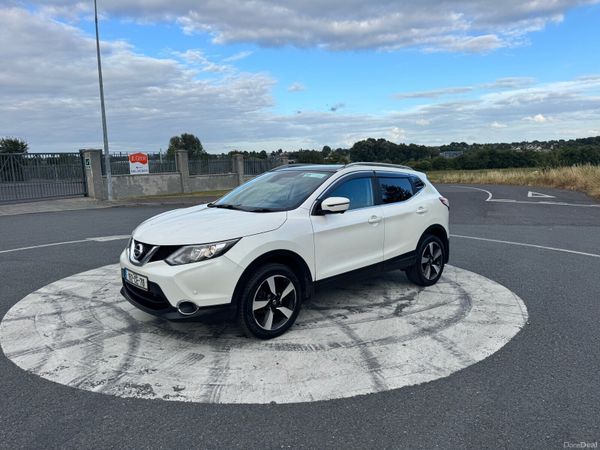 Nissan Qashqai SUV, Diesel, 2016, White
