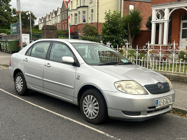 Toyota Corolla Saloon, Petrol, 2002, Silver
