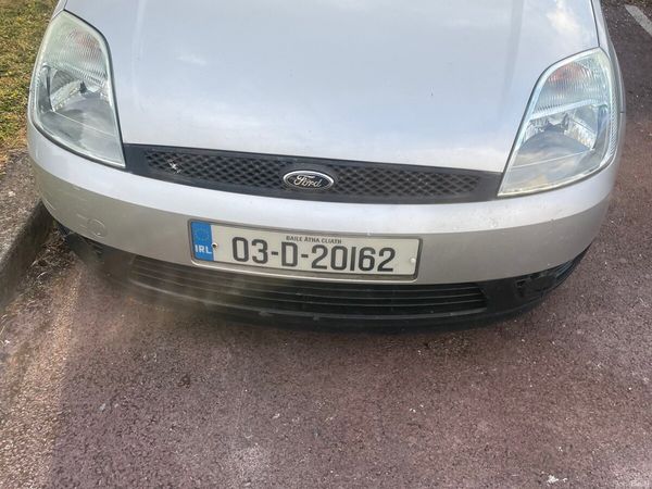 Ford Fiesta Hatchback, Petrol, 2003, Silver