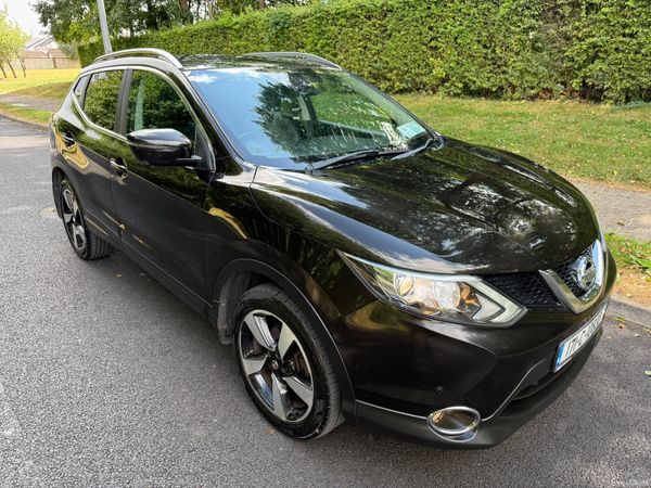 Nissan Qashqai SUV, Diesel, 2017, Black