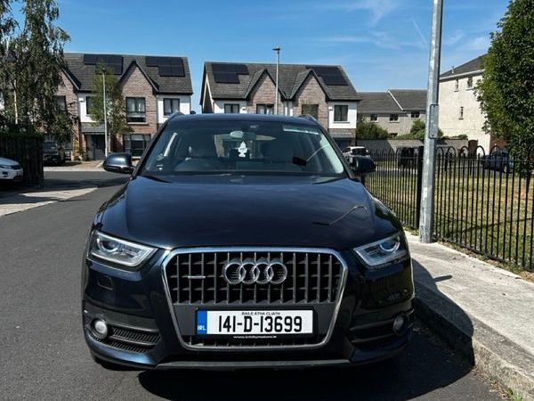 Audi Q3 SUV, Diesel, 2014, Blue
