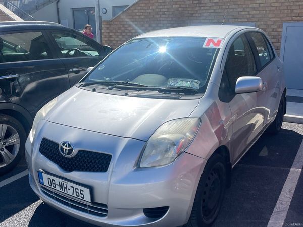Toyota Yaris Hatchback, Petrol, 2008, Silver
