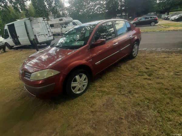 Renault Megane Saloon, Petrol, 2004, Red