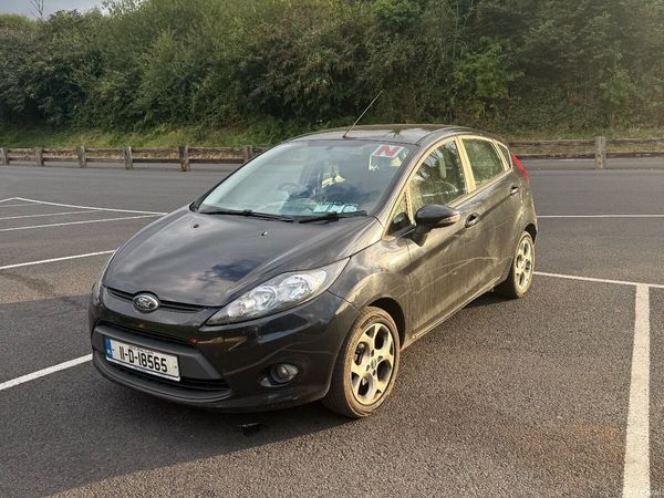 Ford Fiesta Hatchback, Petrol, 2011, Black
