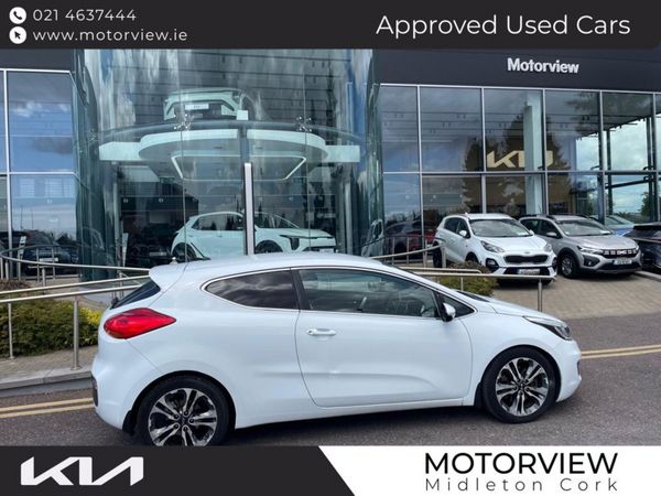 Kia ProCeed Hatchback, Diesel, 2014, White