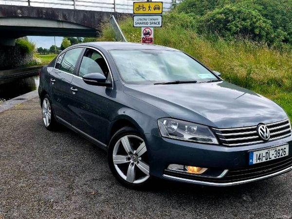 Volkswagen Passat Saloon, Diesel, 2014, Grey
