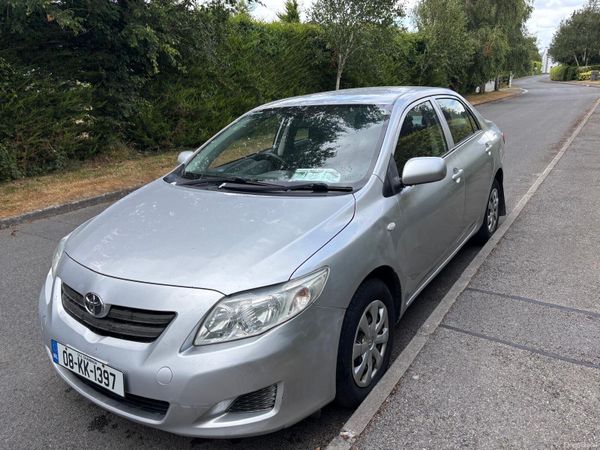 Toyota Corolla Saloon, Diesel, 2008, Silver