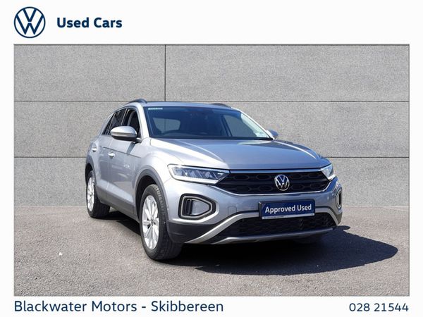 Volkswagen T-Roc SUV, Petrol, 2024, Grey
