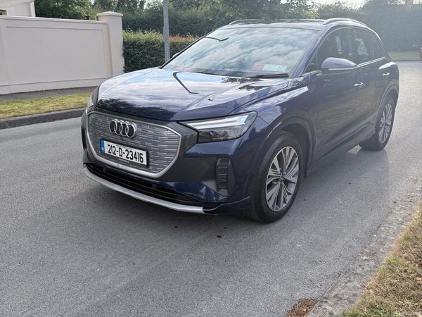 Audi e-tron Estate/Jeep, Electric, 2021, Blue
