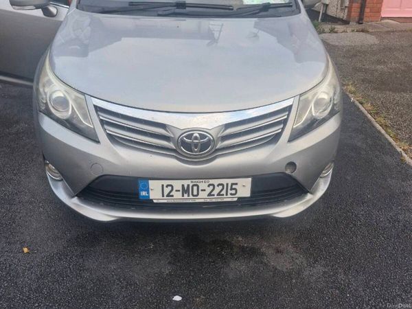 Toyota Avensis Saloon, Diesel, 2012, Grey