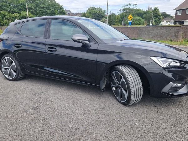 SEAT Leon Hatchback, Petrol, 2021, Black