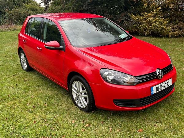 Volkswagen Golf Hatchback, Petrol, 2010, Red