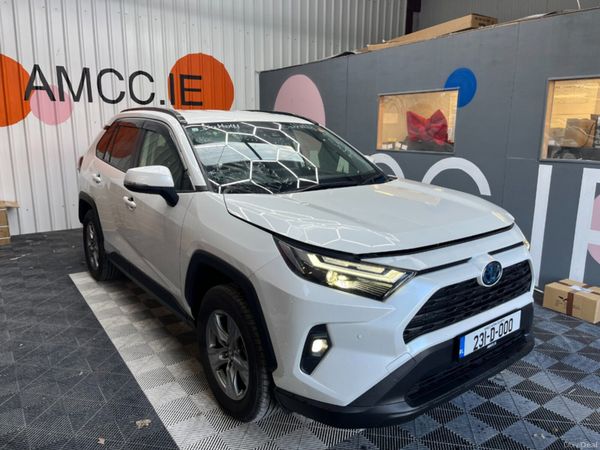 Toyota RAV4 SUV, Petrol Hybrid, 2023, White