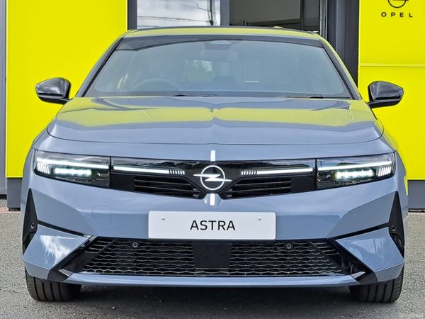 Opel Astra Hatchback, Diesel, 2026, Grey