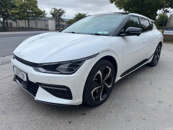 Kia EV6 Hatchback, Electric, 2023, White