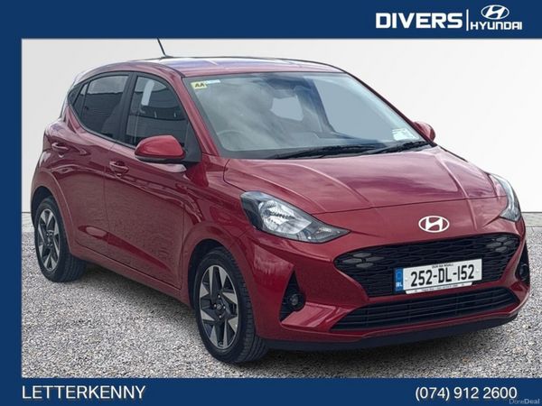 Hyundai i10 Hatchback, Petrol, 2025, Red