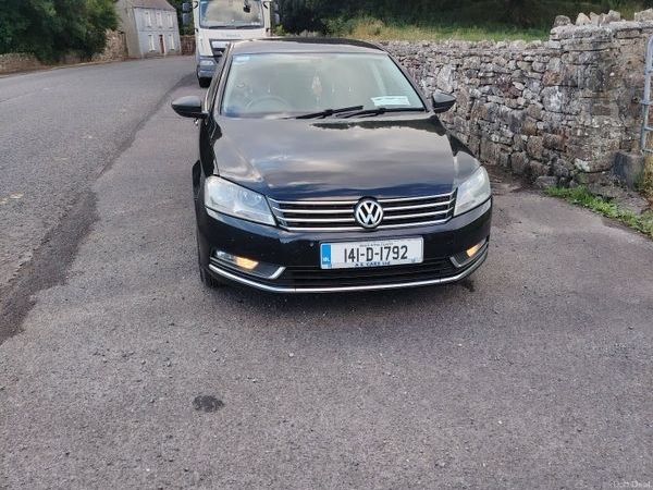 Volkswagen Passat Saloon, Diesel, 2014, Black