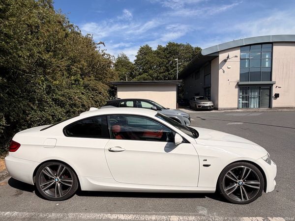 BMW 3-Series Coupe, Diesel, 2012, White