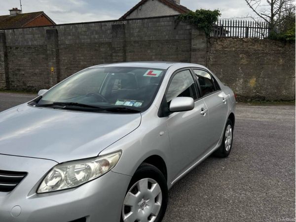 Toyota Corolla Saloon, Petrol, 2008, Silver