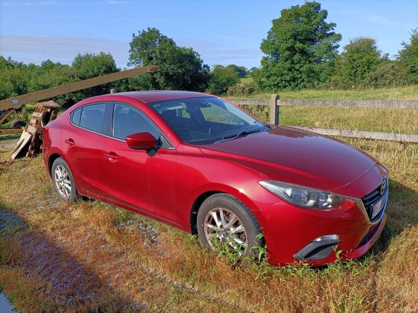 Mazda Mazda3 Saloon, Diesel, 2015, Red