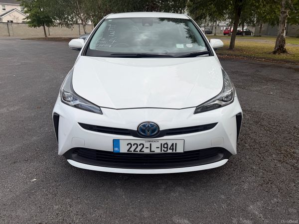 Toyota Prius Hatchback, Petrol Hybrid, 2022, White