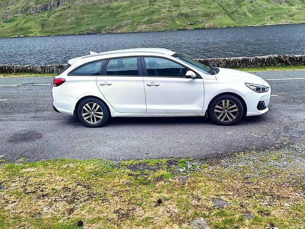 Hyundai i30 Estate, Diesel, 2020, White